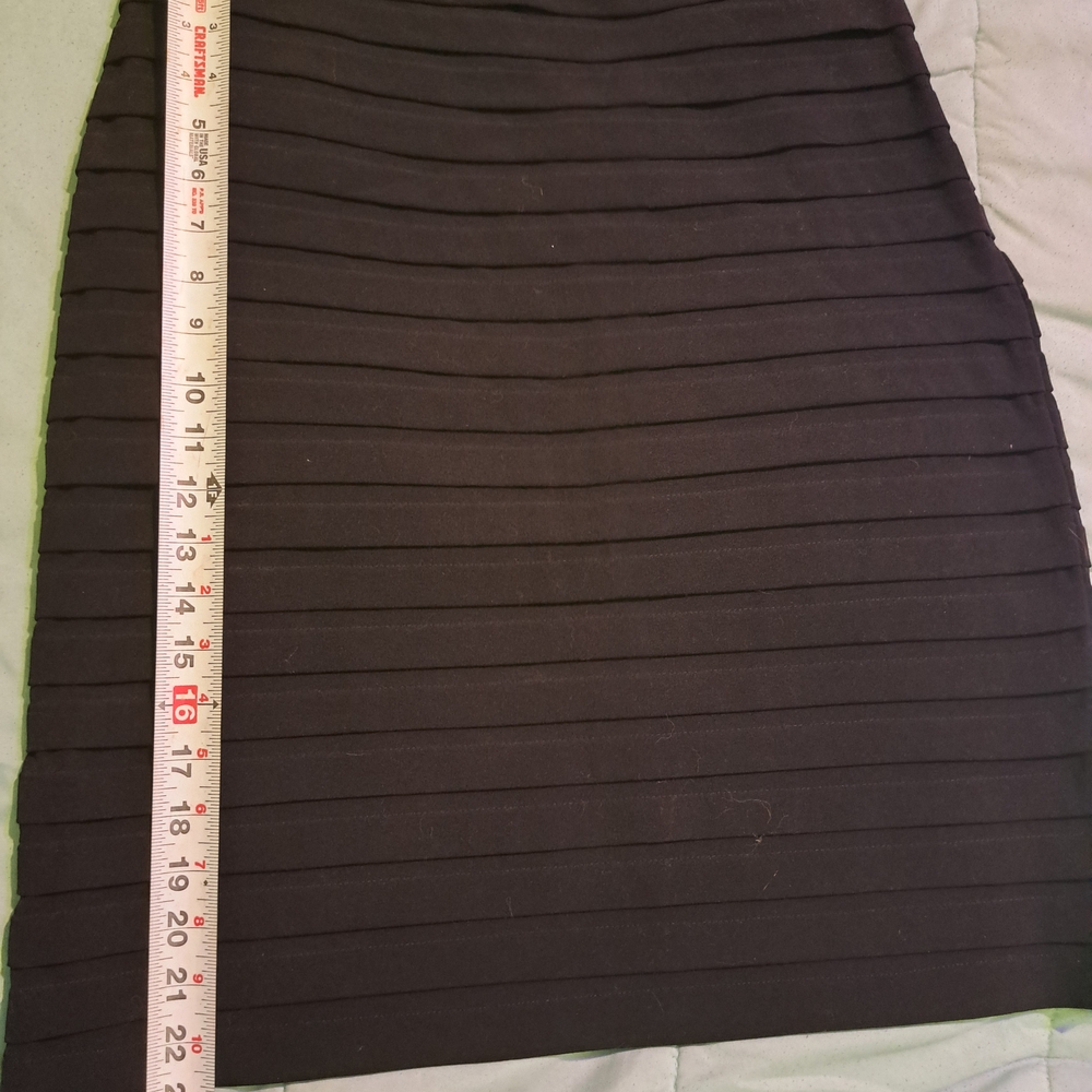 Elegant Black Women's Skirt